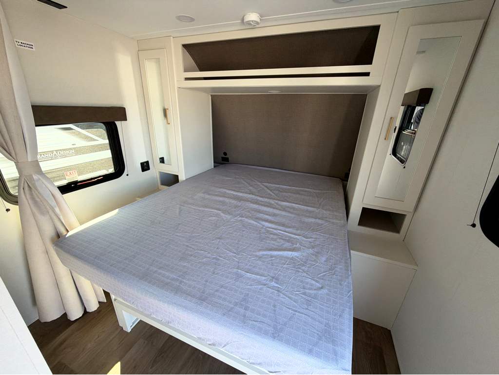 2027 GRAND DESIGN TRANSCEND 21RLX - Image 7