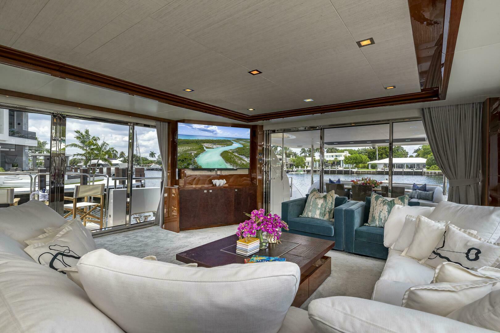 2012 Princess 32M - Image 10