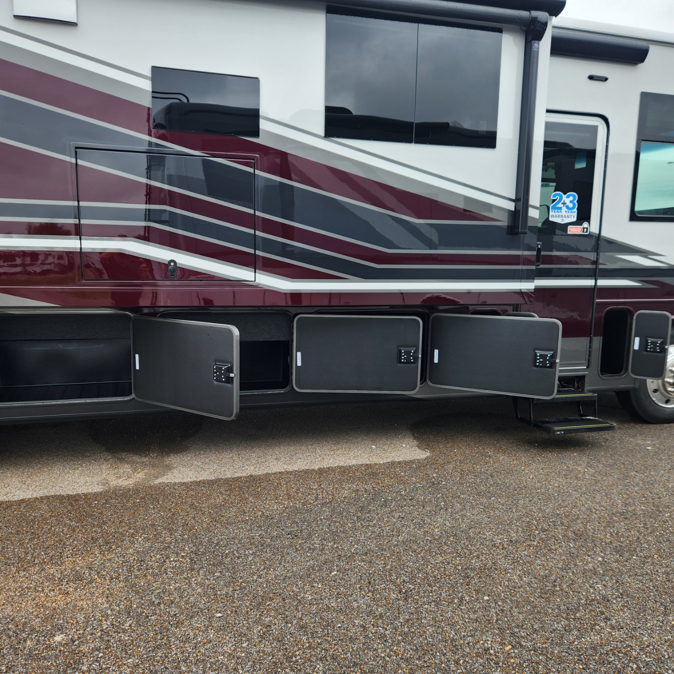 2027 JAYCO PRECEPT 36C - Image 5