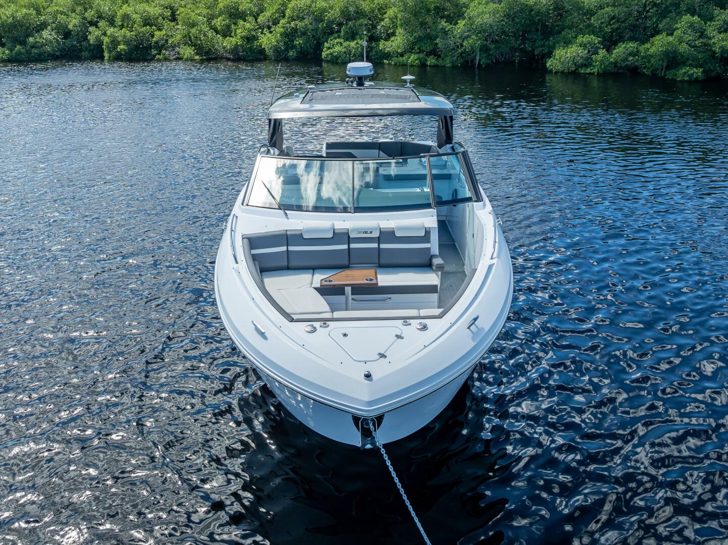 2022 Cruisers Yachts GLS OB - Image 25