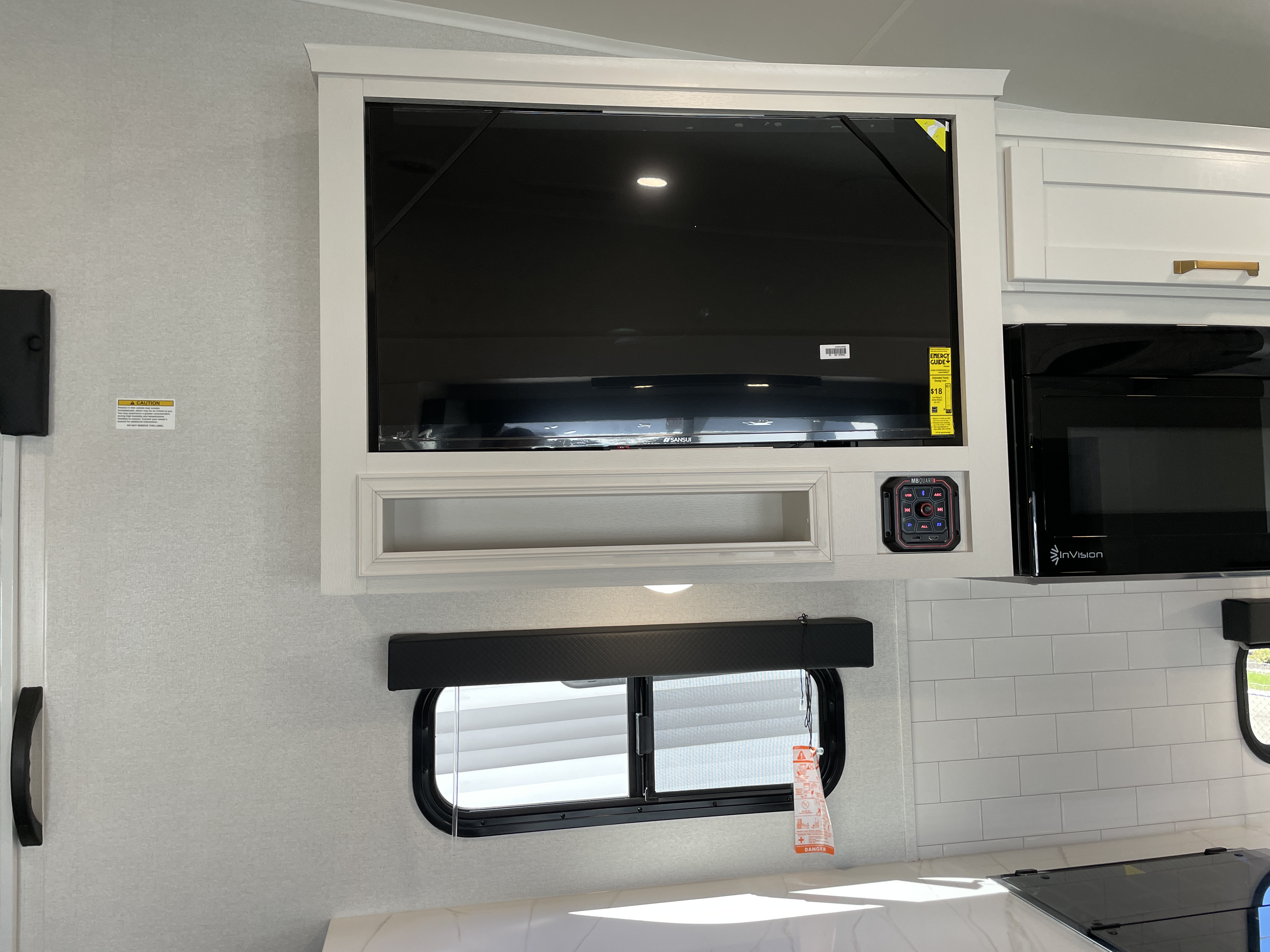 2027 Jayco Eagle 31QBH - Image 11