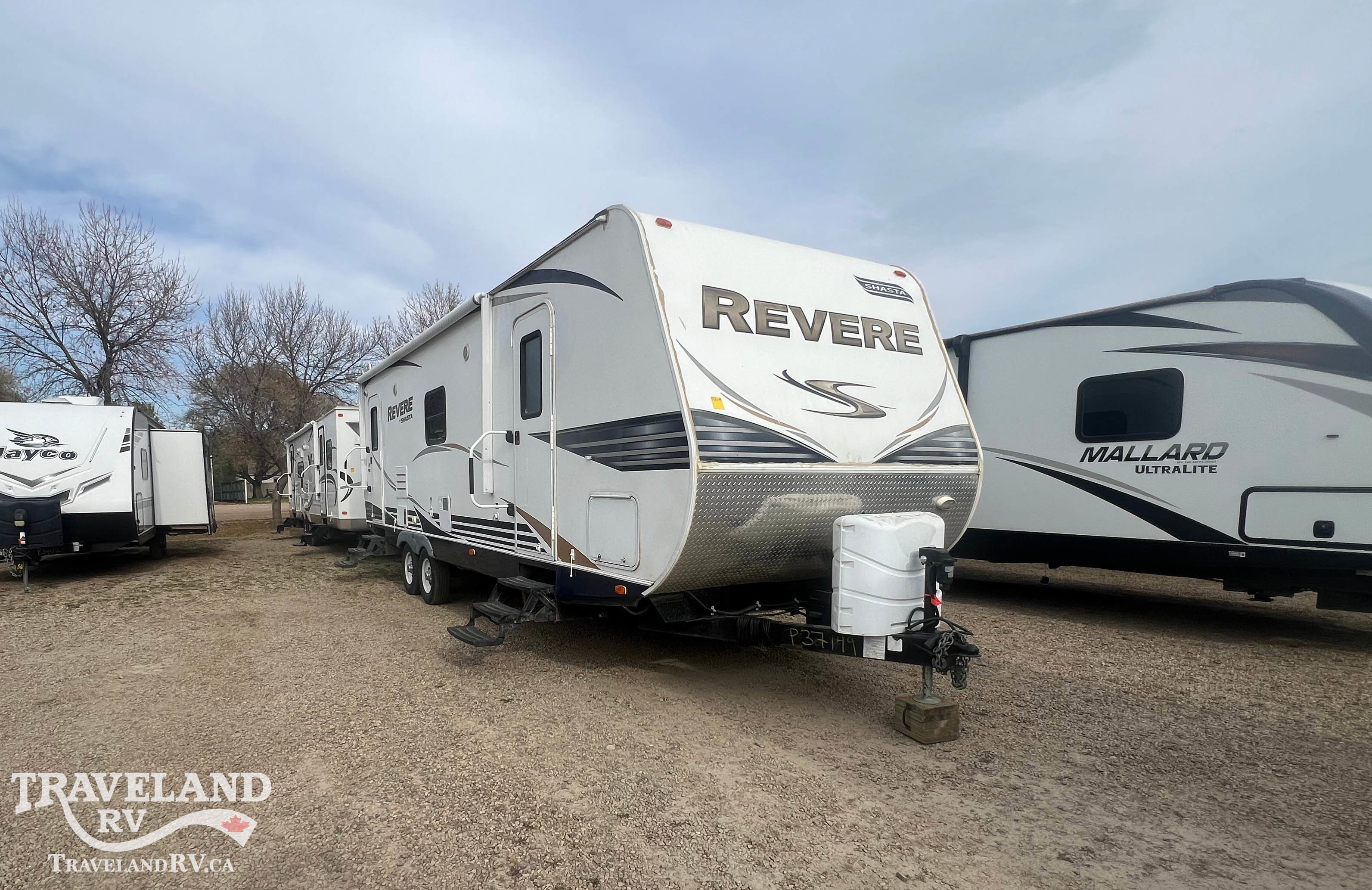 2013 COACHMEN SHASTA REVERE 27RLSS - Image 1