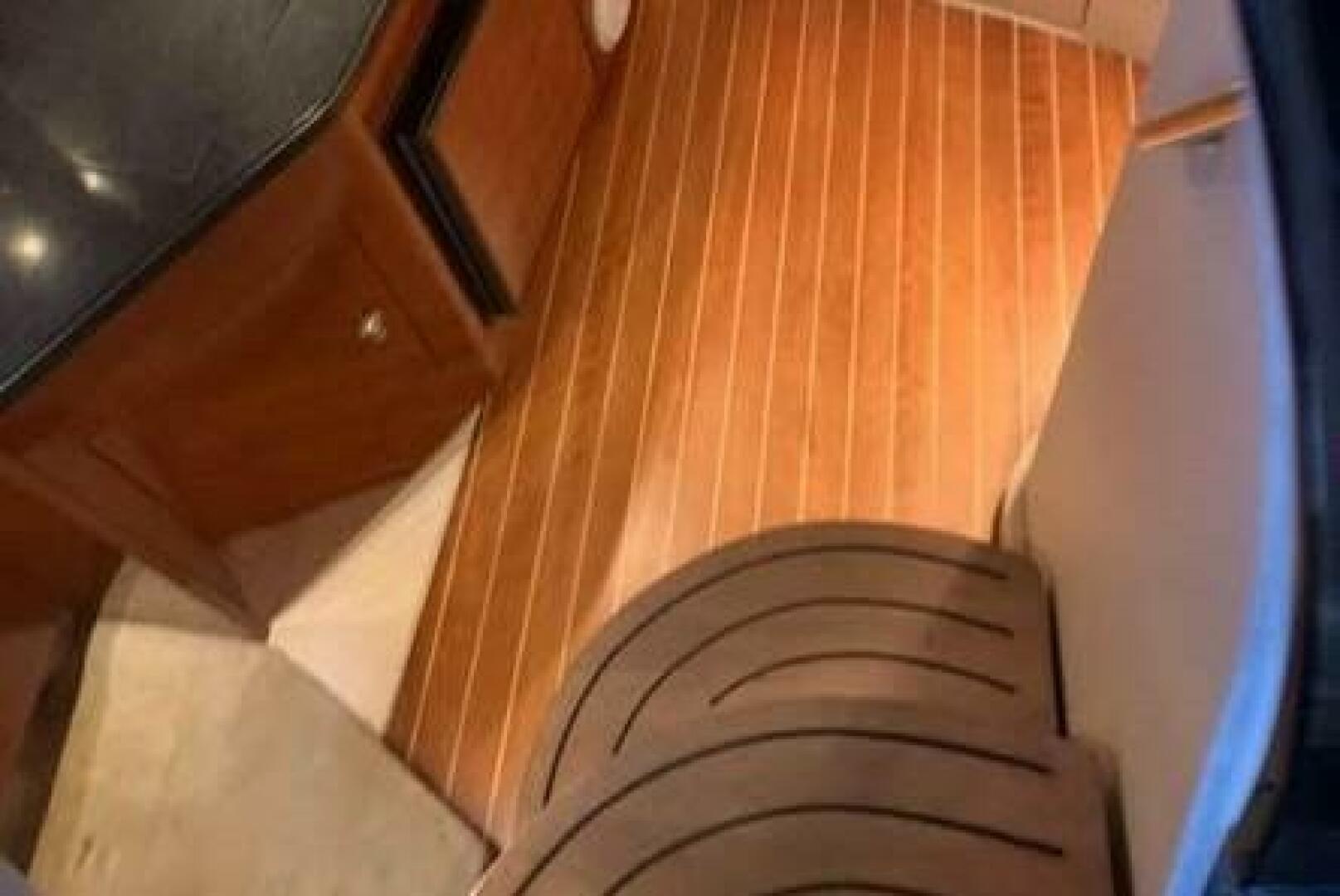 2006 Regal 3060 Window Express - Image 11