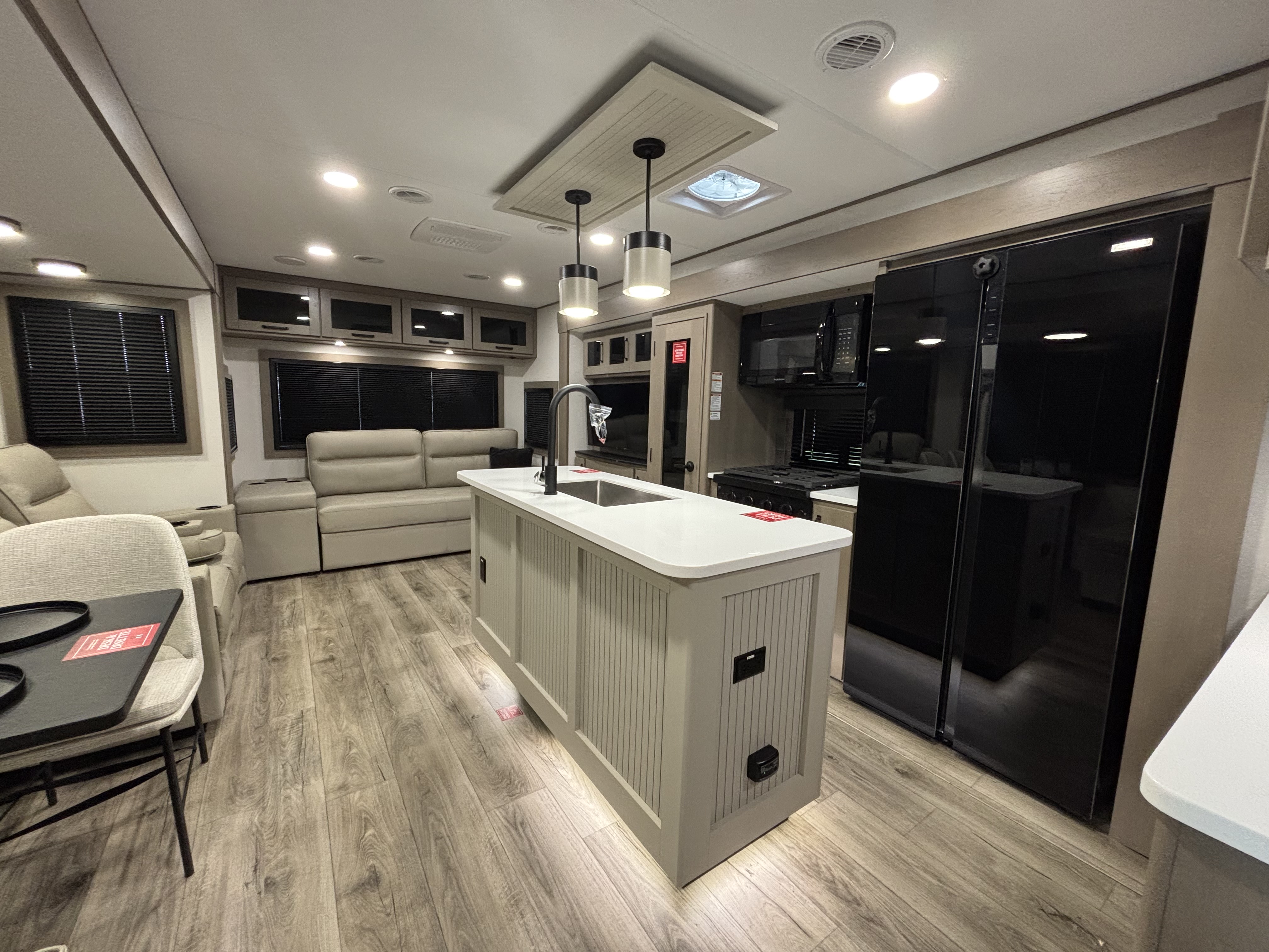 2026 Grand Design Reflection Travel Trailer 345RLTS - Image 9