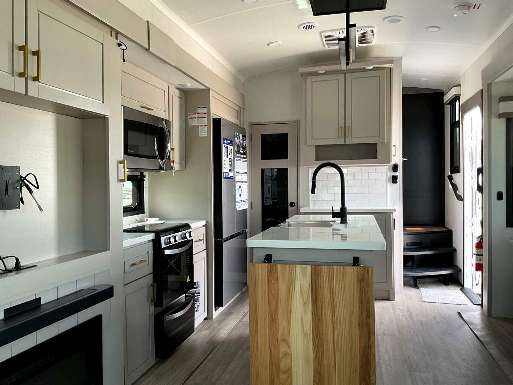 2027 JAYCO NORTH POINT 310RLTS - Image 10
