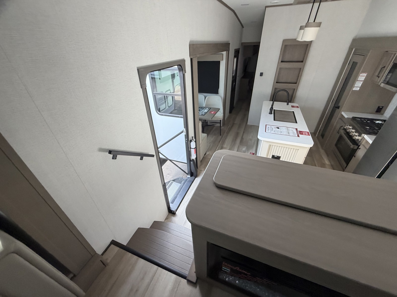 2025 GRAND DESIGN 360FLS - Image 33