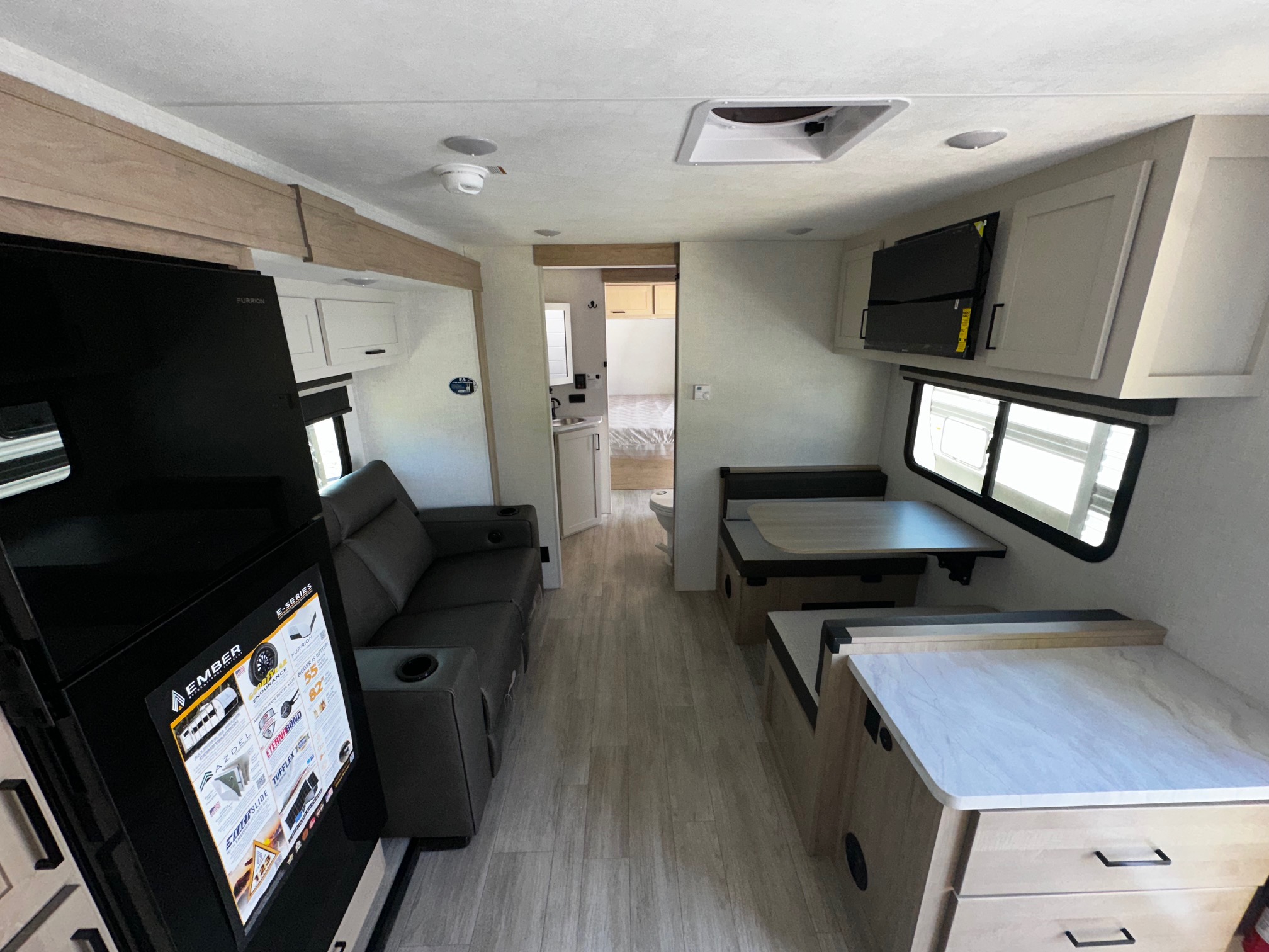 2027 Ember RV E-Series 24RLD - Image 11