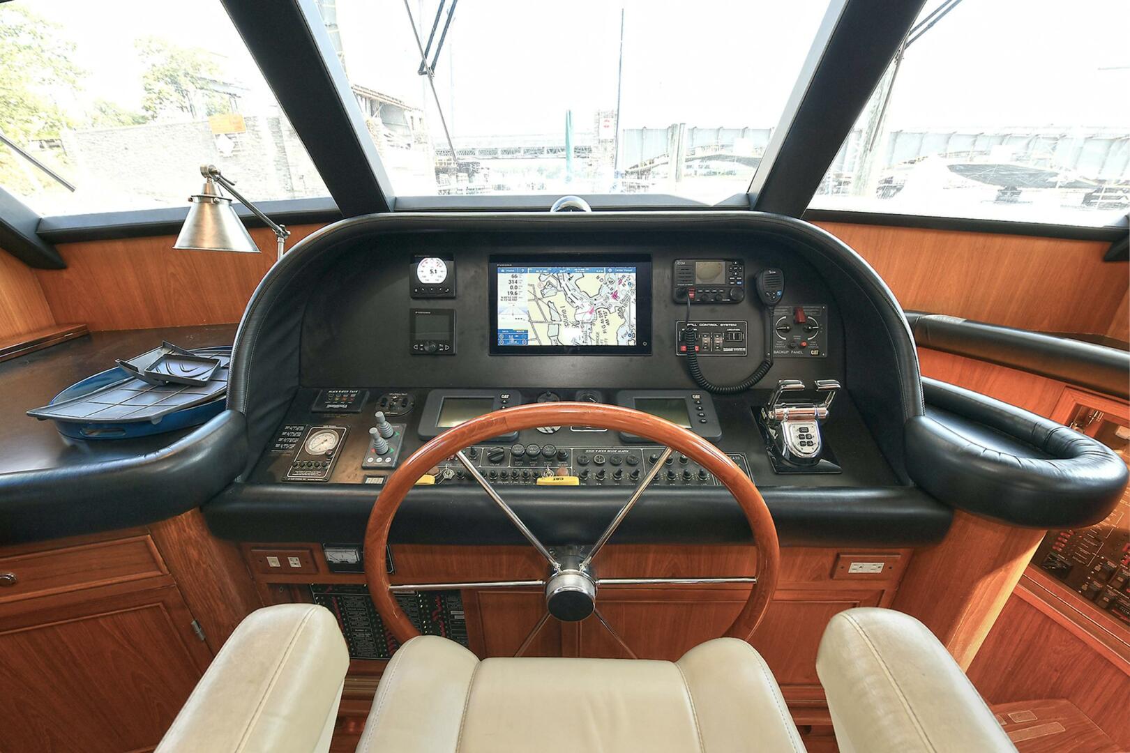 2002 Grand Alaskan Flushdeck - Image 29