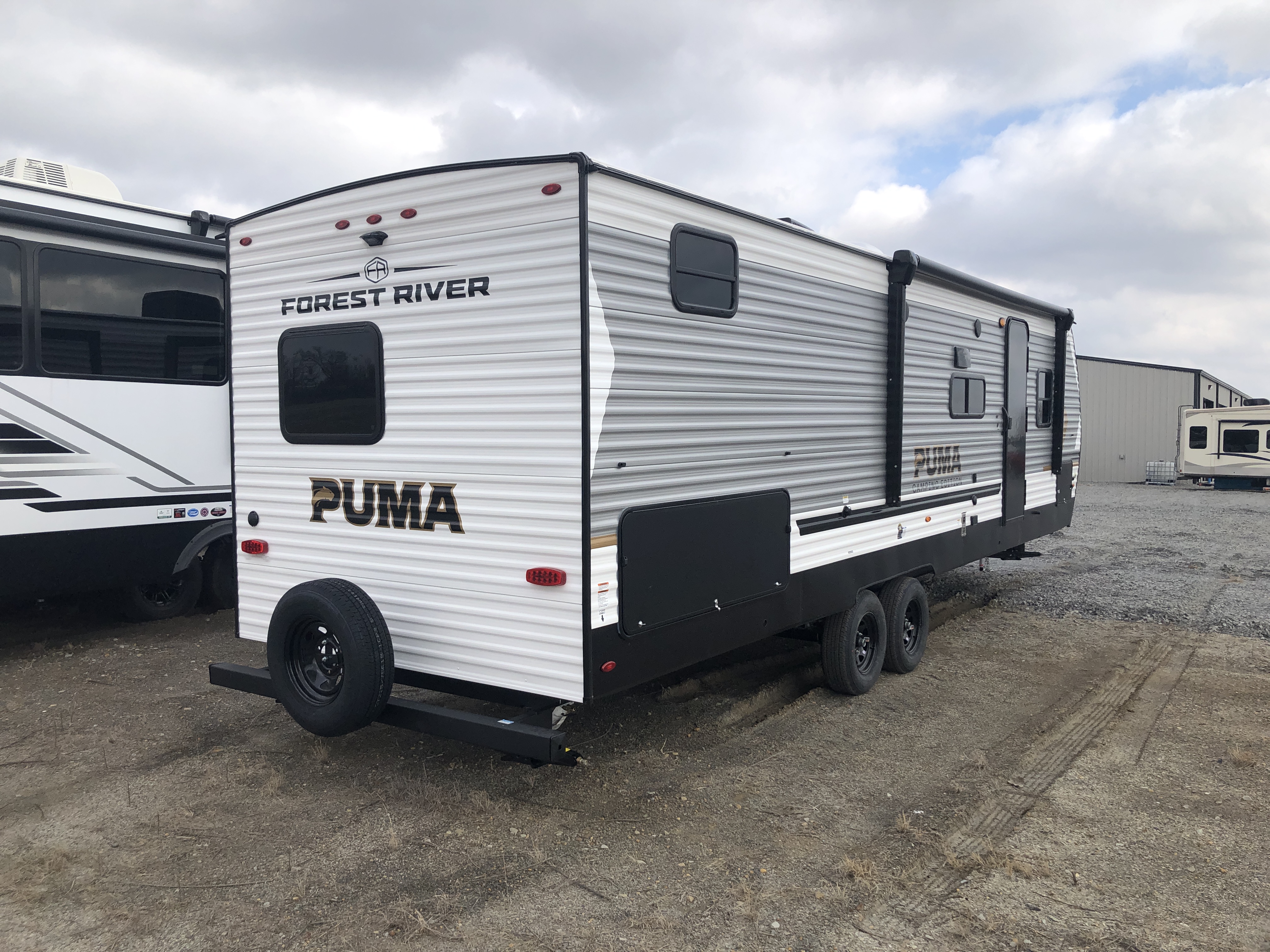 2026 Forest River Puma Camping Edition 305BHCE - Image 7