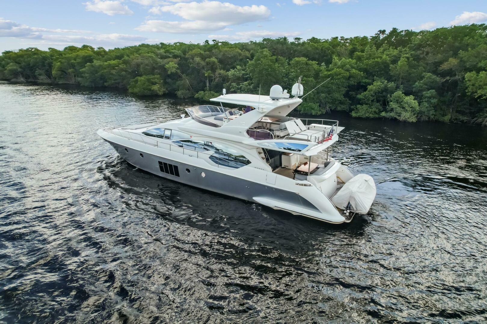 2013 Azimut 70 - Image 7