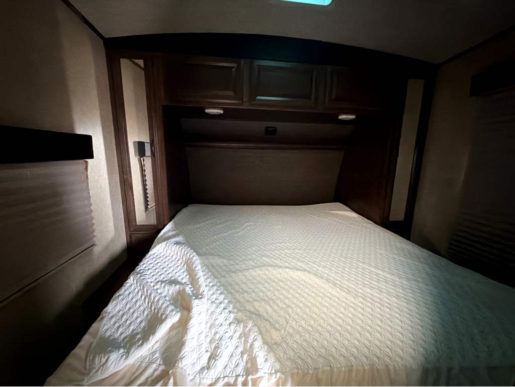 2016 HEARTLAND STRYKER 3316 - Image 10