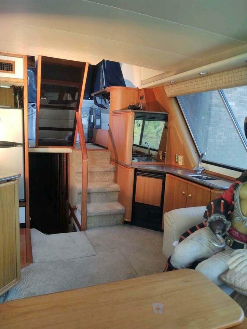 2000 Bayliner 4788 Pilot House Motoryacht - Image 14