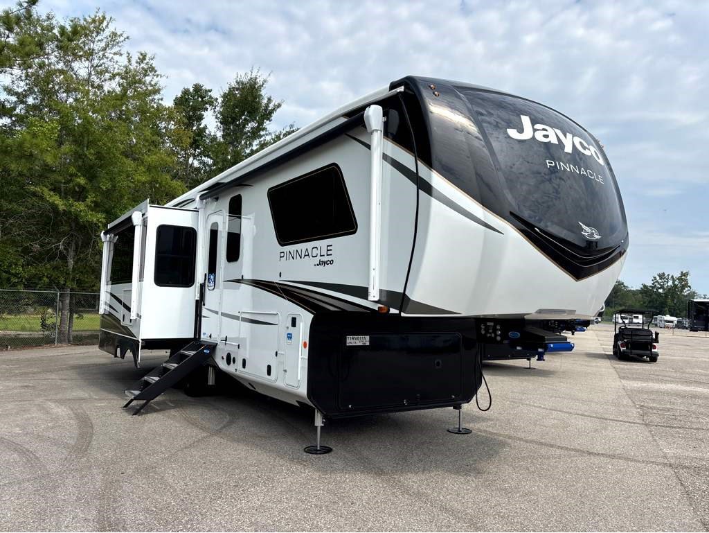2026 JAYCO PINNACLE 32RLTS - Image 1