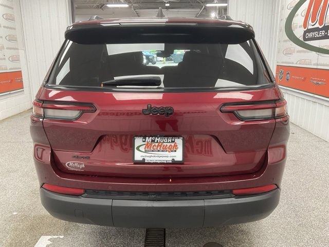 2023 Jeep Grand Cherokee L Utility 4D Altitude 4WD - Image 12