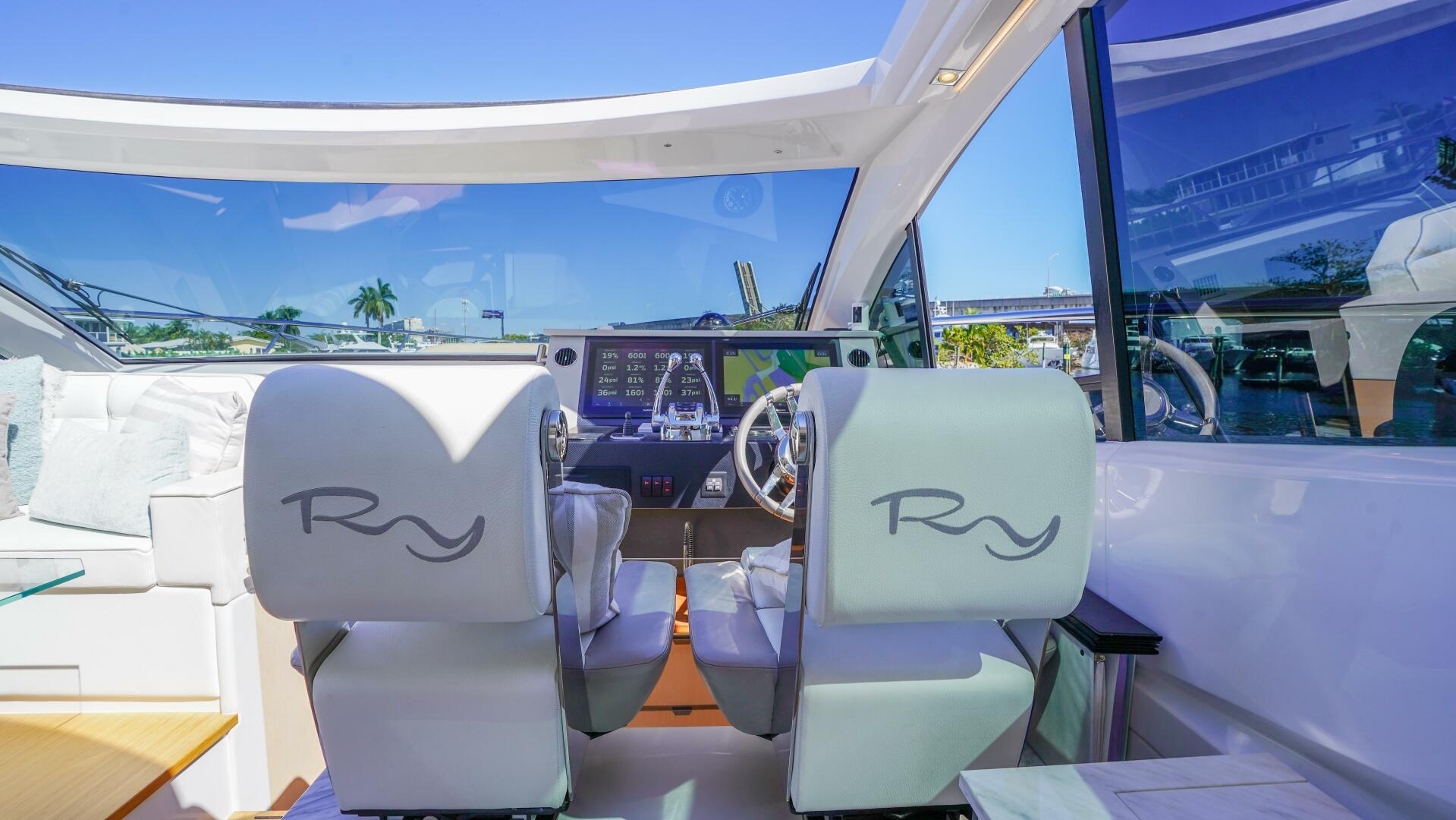 2019 Rio Yachts Colorado 56 - Image 18