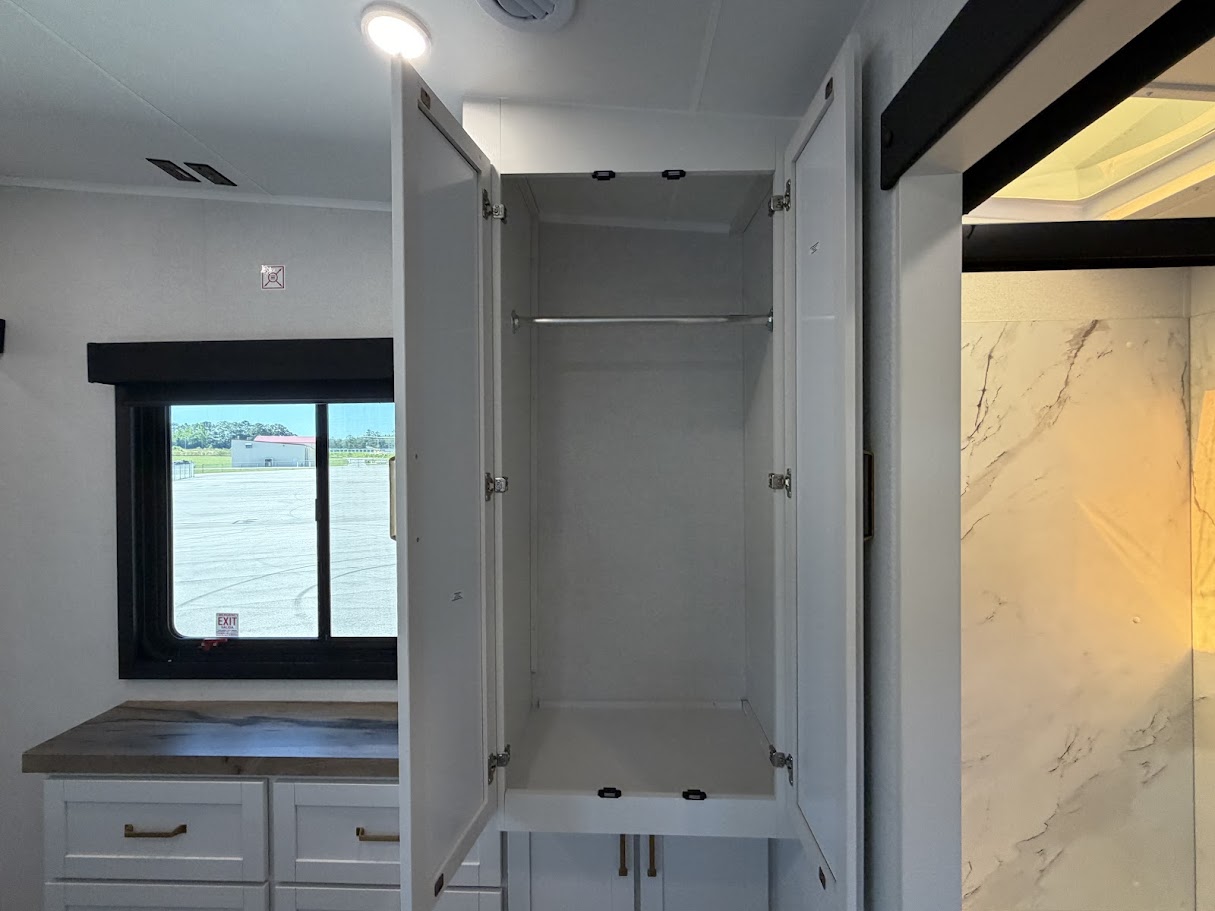 2027 JAYCO EAGLE 367TBTS - Image 34