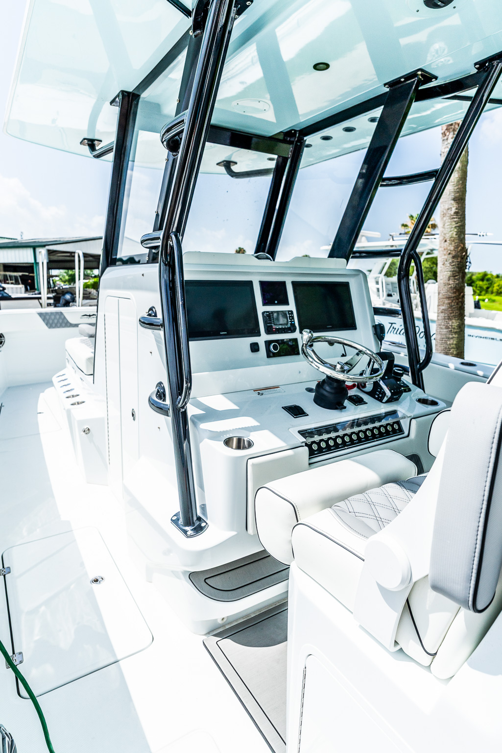 2026 INVINCIBLE 2026 33 CATAMARAN - Image 15