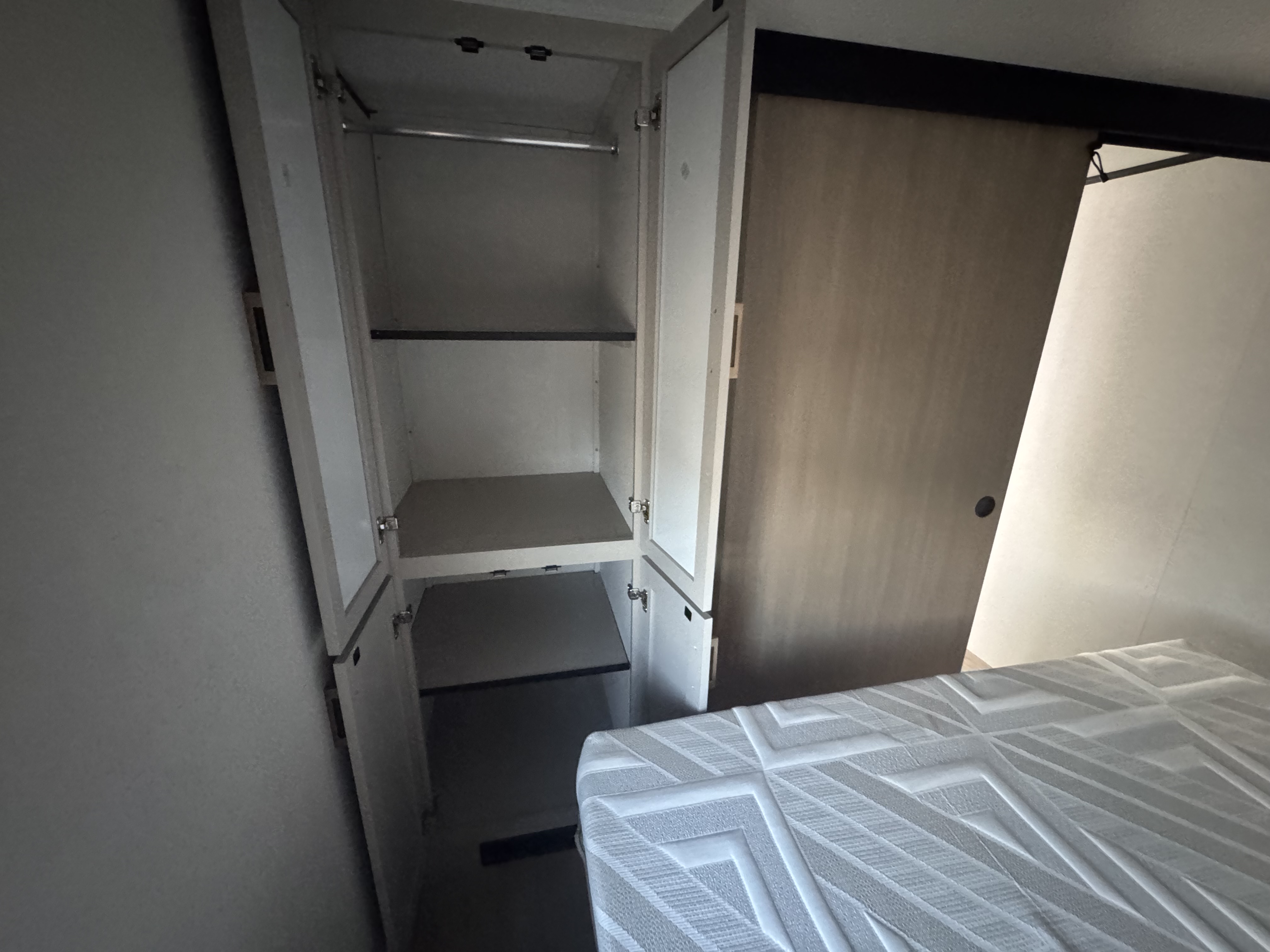 2027 JAYCO JAY FEATHER 25RLSL - Image 18