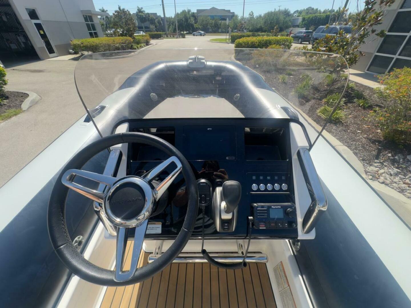 2024 Williams Jet Tenders 445 Diesel Jet Base - Image 12