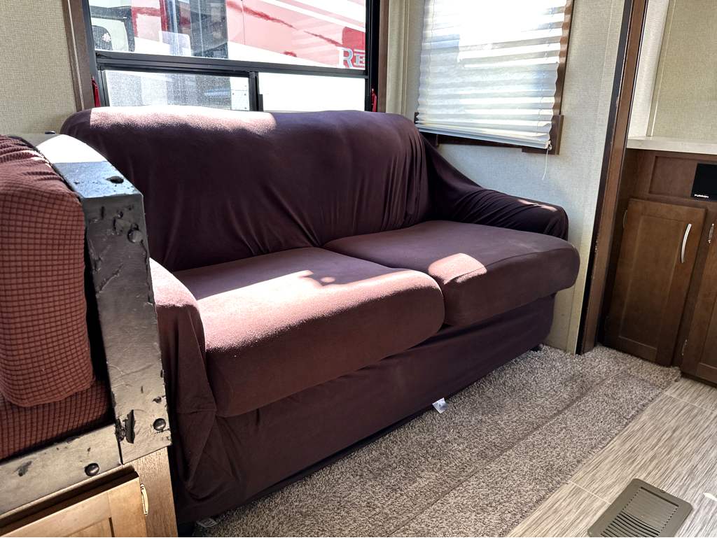 2018 PRIME TIME CRUSADER 30BH - Image 17
