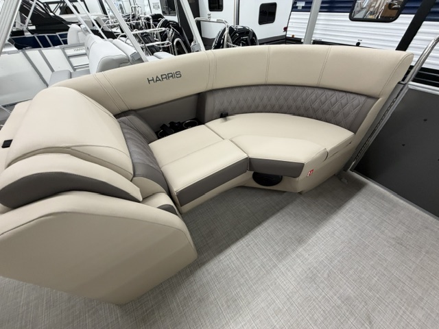 2026 HARRIS CRUISER 230 CWDH - Image 10