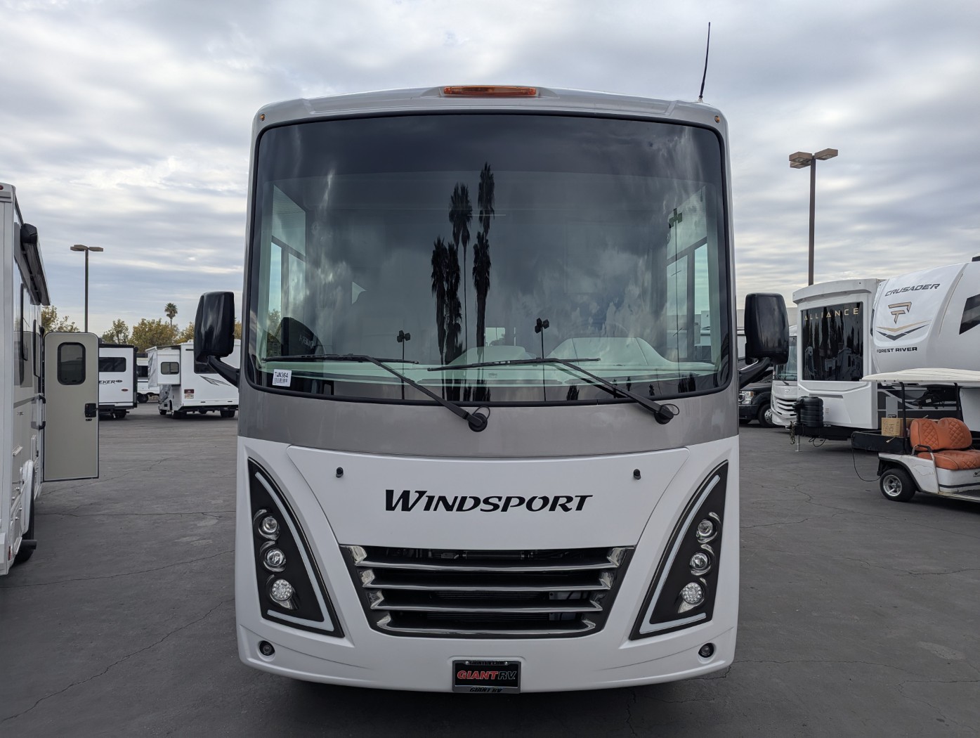 2026 Thor Motor Coach Windsport 29L - Image 2