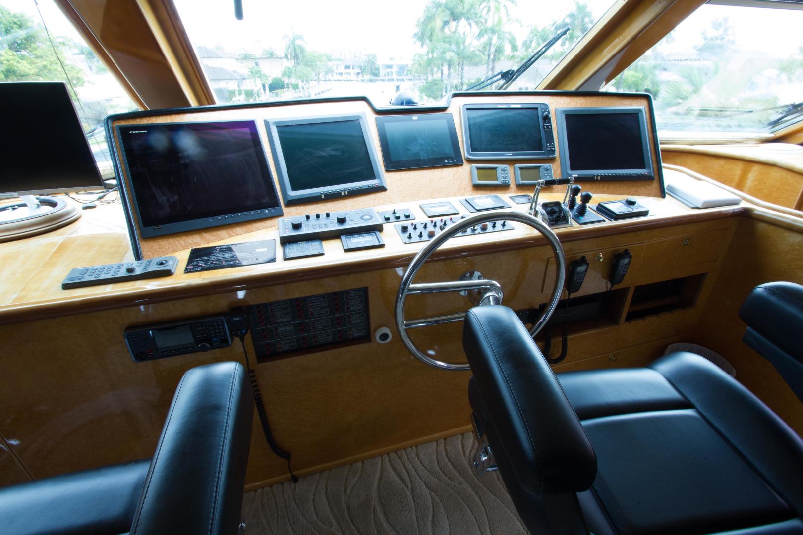 2002 President 100 Motor Yacht - Image 23