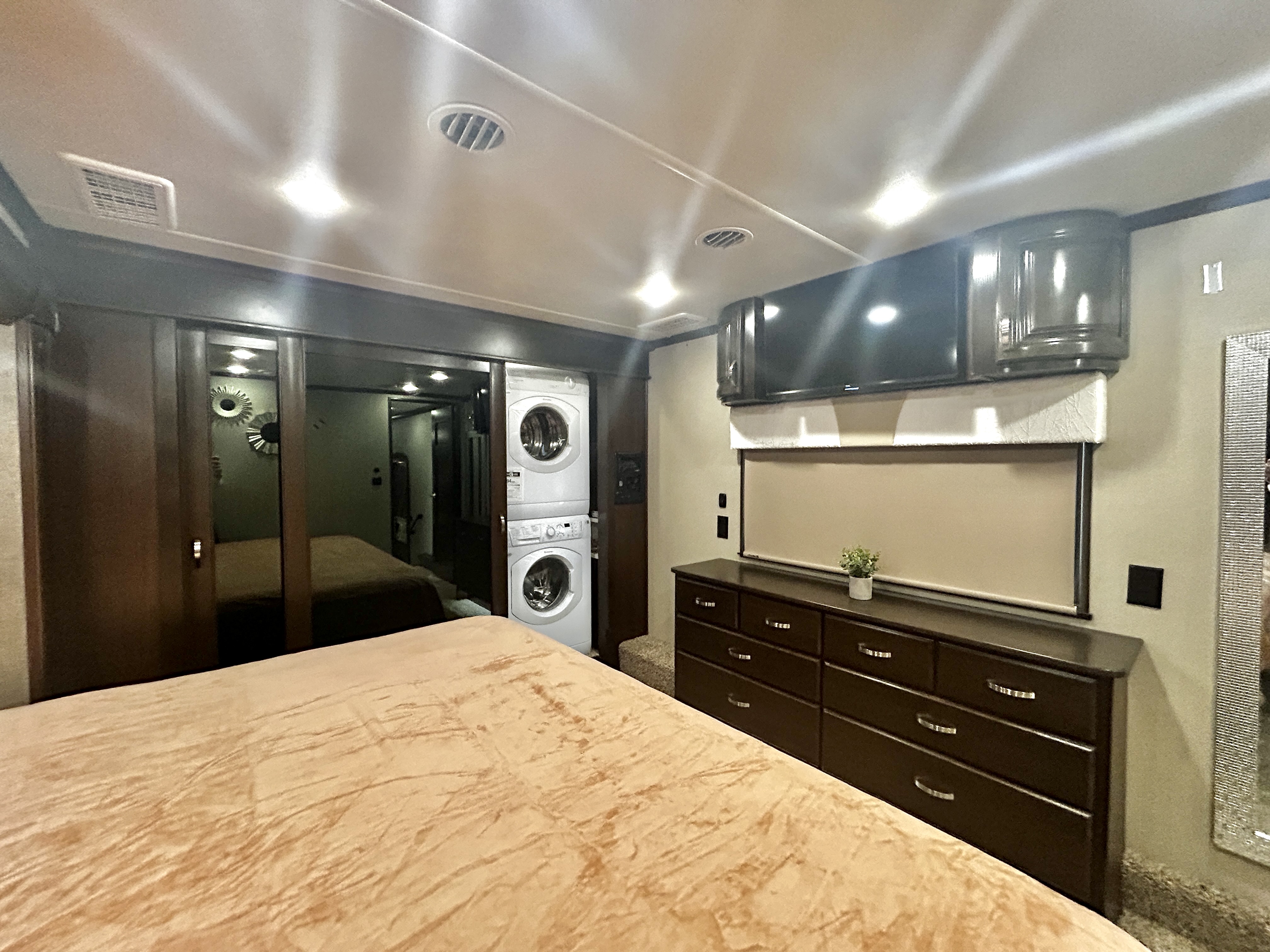 2017 Forest River Riverstone 38TS - Image 21