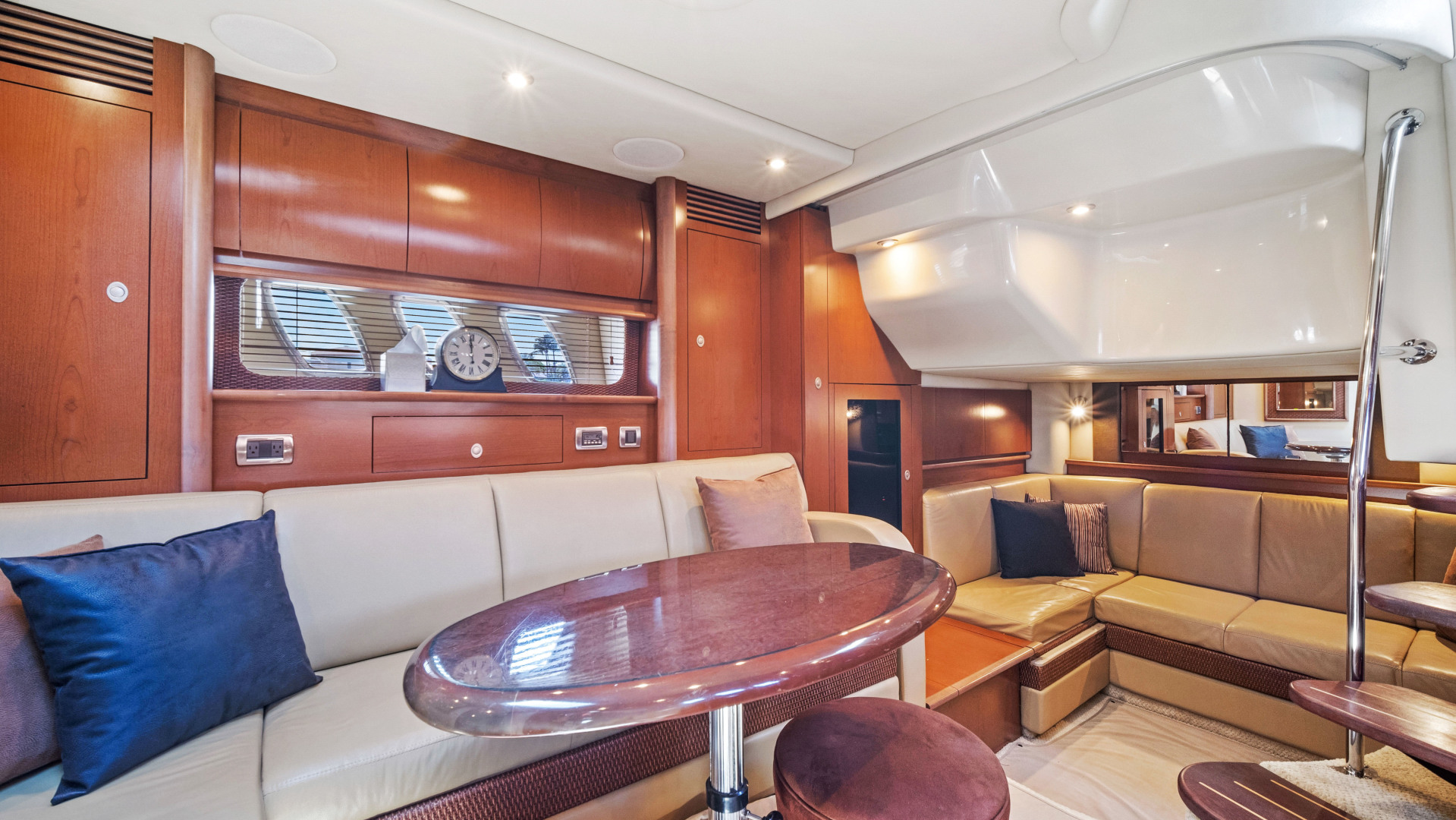 2007 Sea Ray 40 Sundancer - Image 31