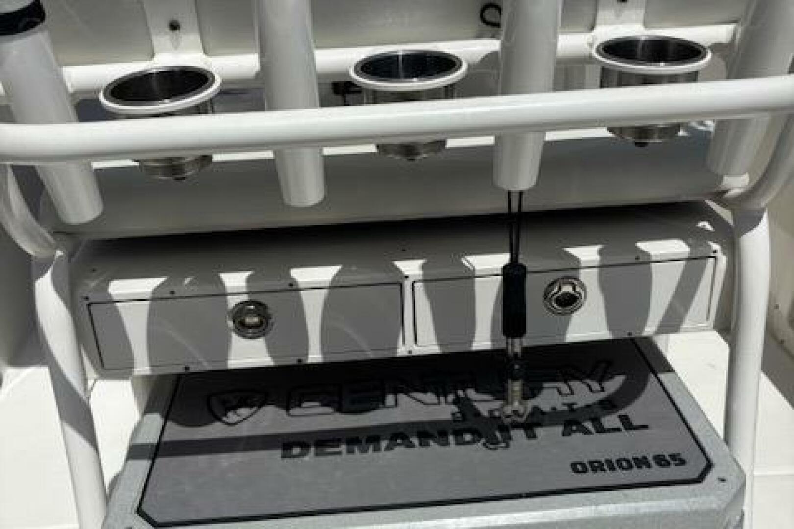 2018 Century 2600 Center Console - Image 38
