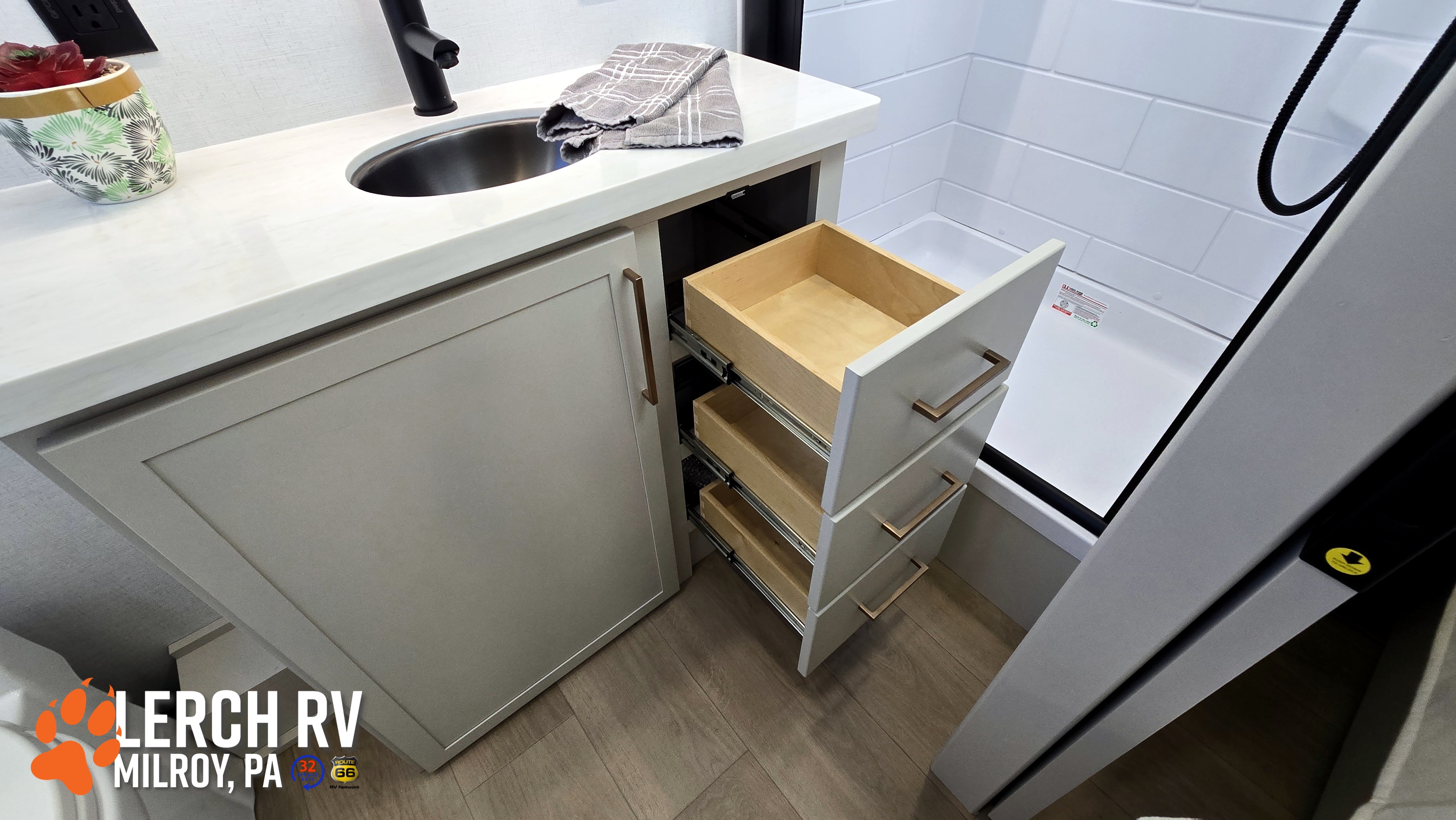 2027 Alliance RV Paradigm 395DS - Image 61