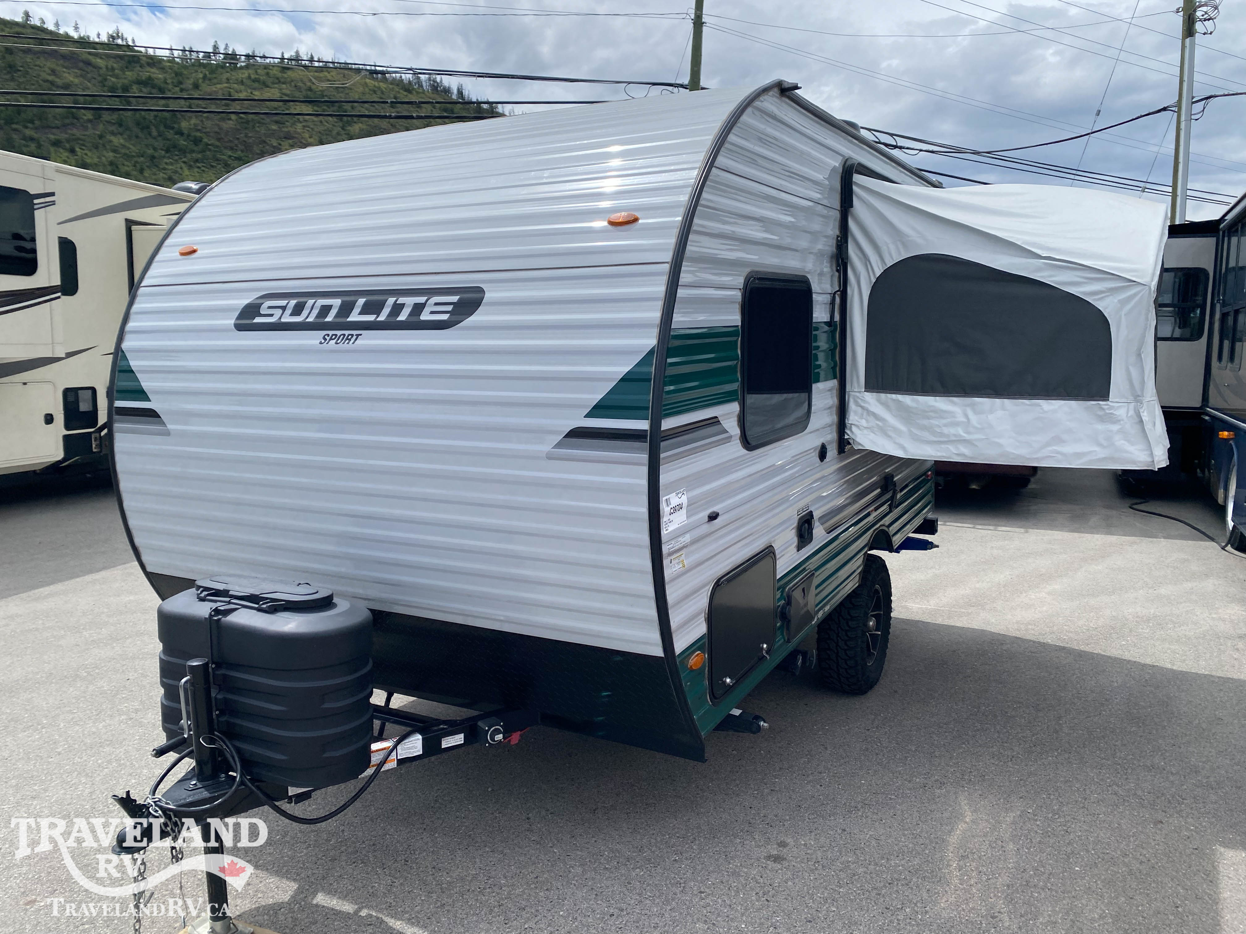2025 SUNSET PARK RV SUN LITE 15MBX - Image 4