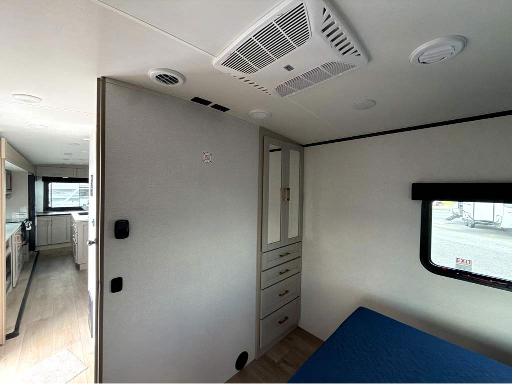 2027 JAYCO JAY FEATHER 27MK - Image 23