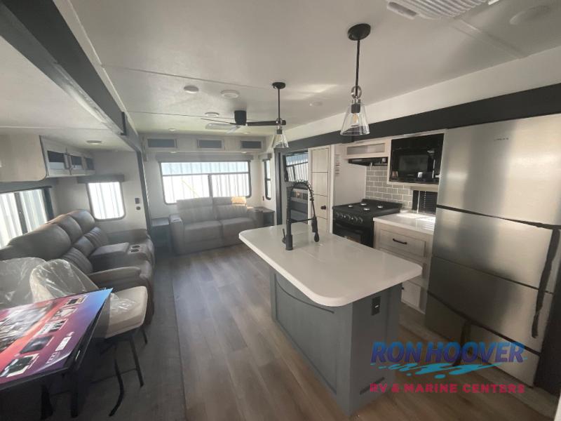 2026 PALOMINO 38RLB - Image 24