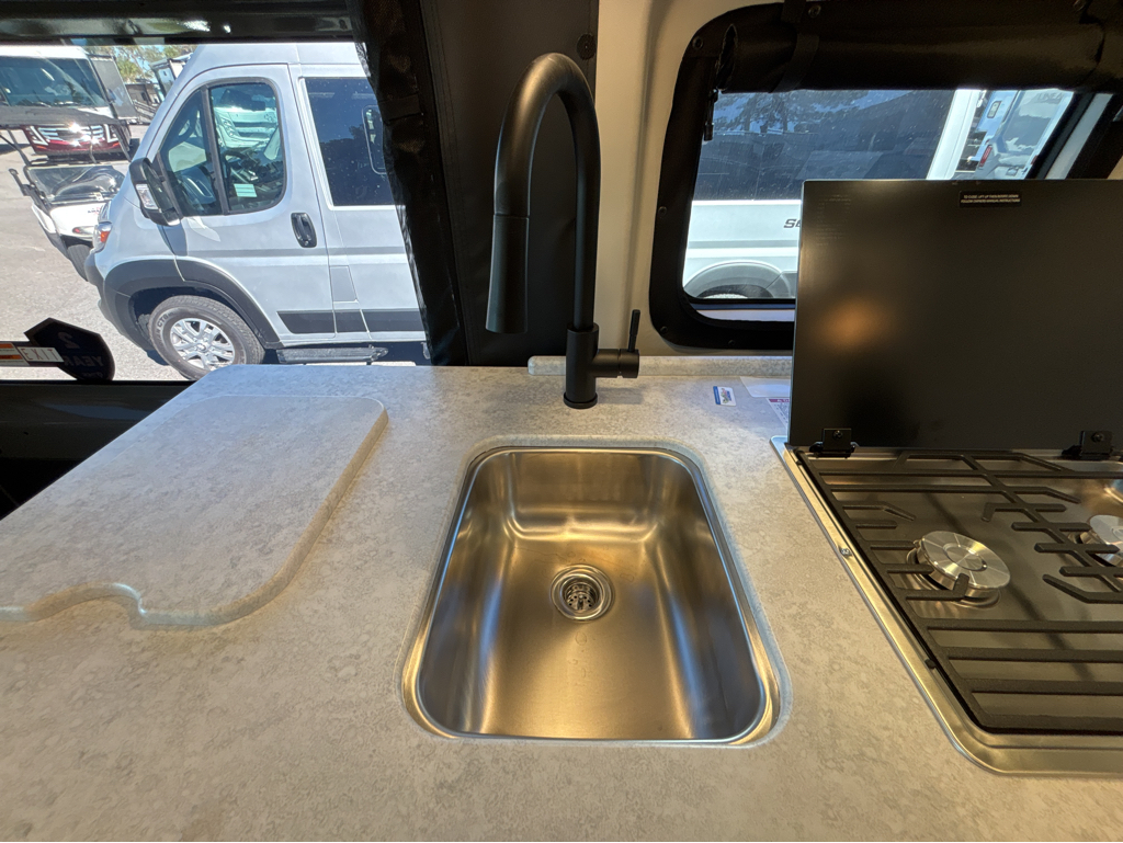 2026 THOR MOTOR COACH SCOPE 18MS - Image 12