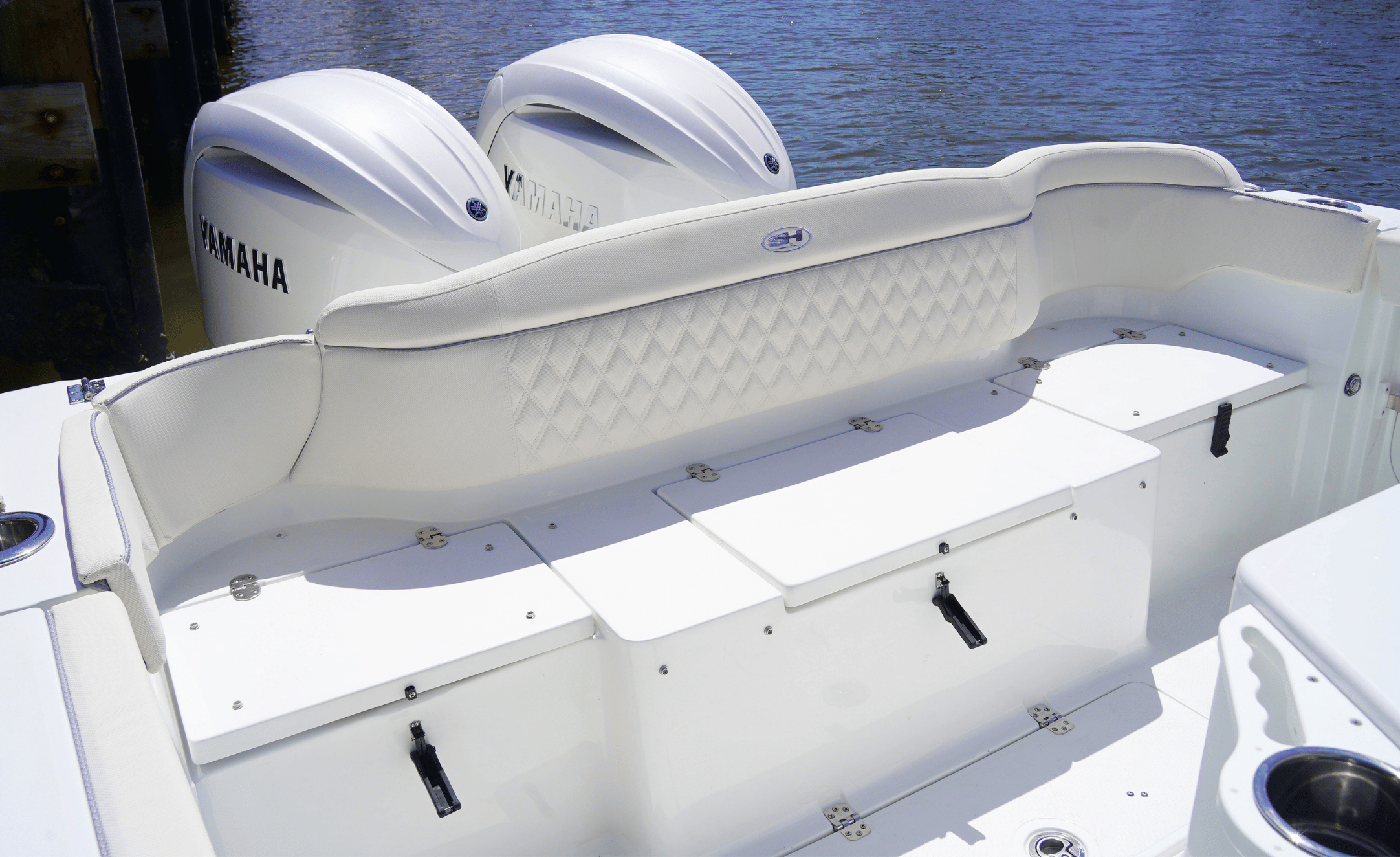 2027 SEA HUNT ULTRA 265SE - Image 18