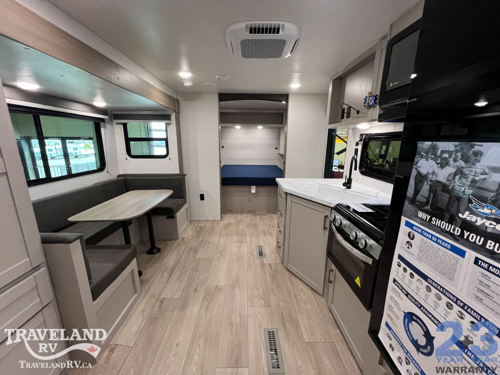 2027 Jayco Jay Flight SLX 245BHSW - Image 4