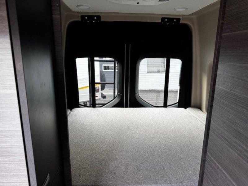2026 Entegra Coach Launch 19Y - Image 15