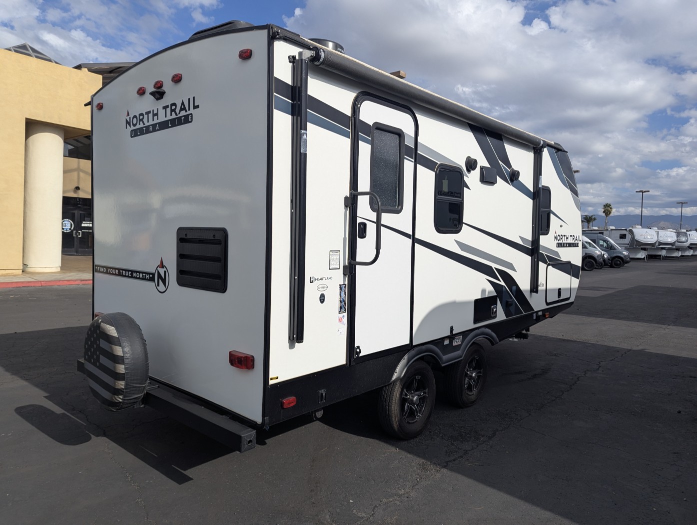 2022 Heartland North Trail Ultra-Lite 21RBSS - Image 5