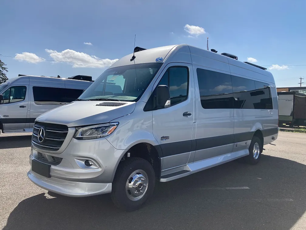 2024 Holiday Rambler Xpedition SL4E - Image 2