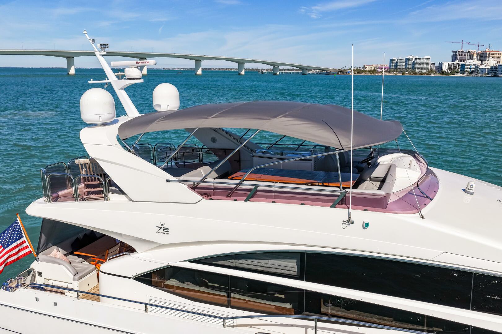 2014 Princess Y72 - Image 9
