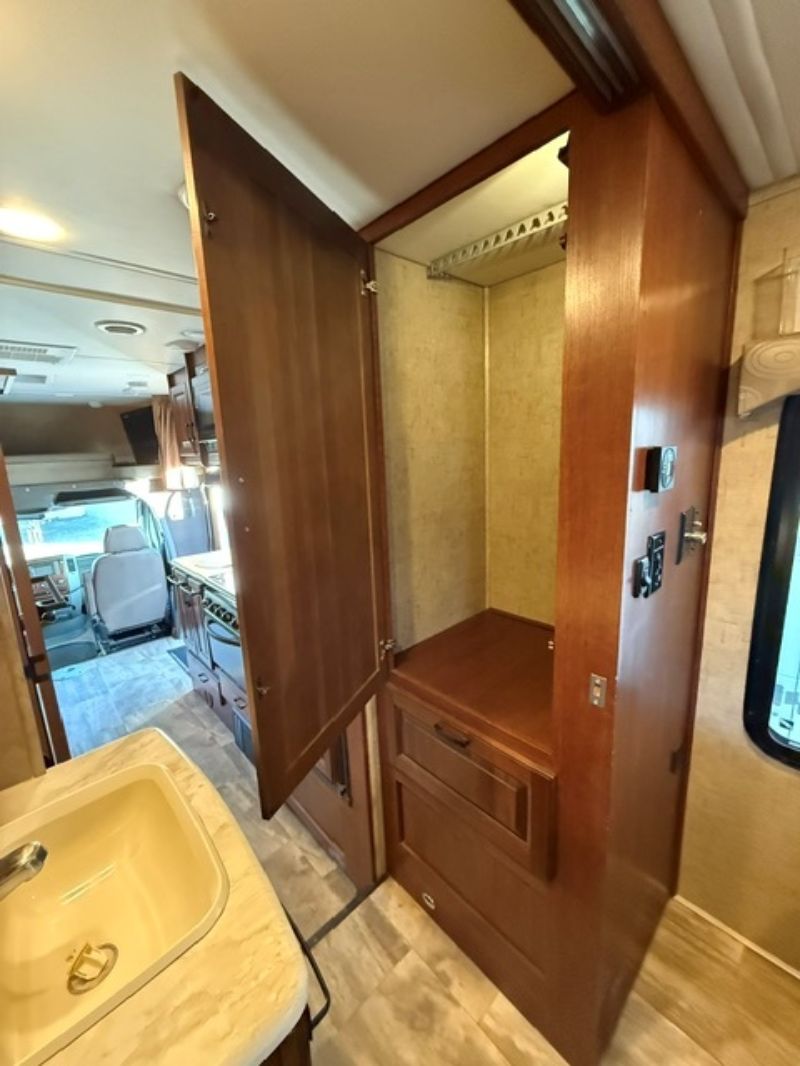 2016 Forest River Solera 24R - Image 15