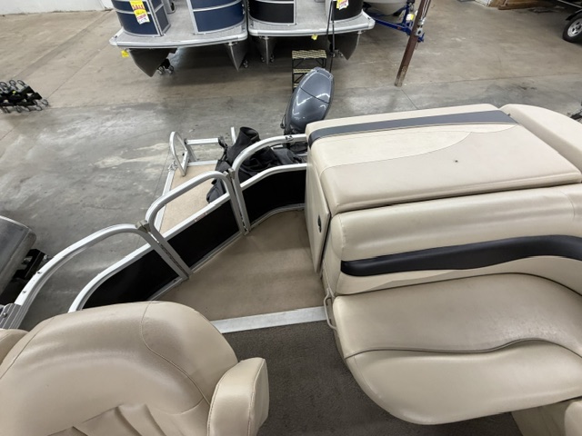 2012 BENNINGTON 20 SL - Image 14
