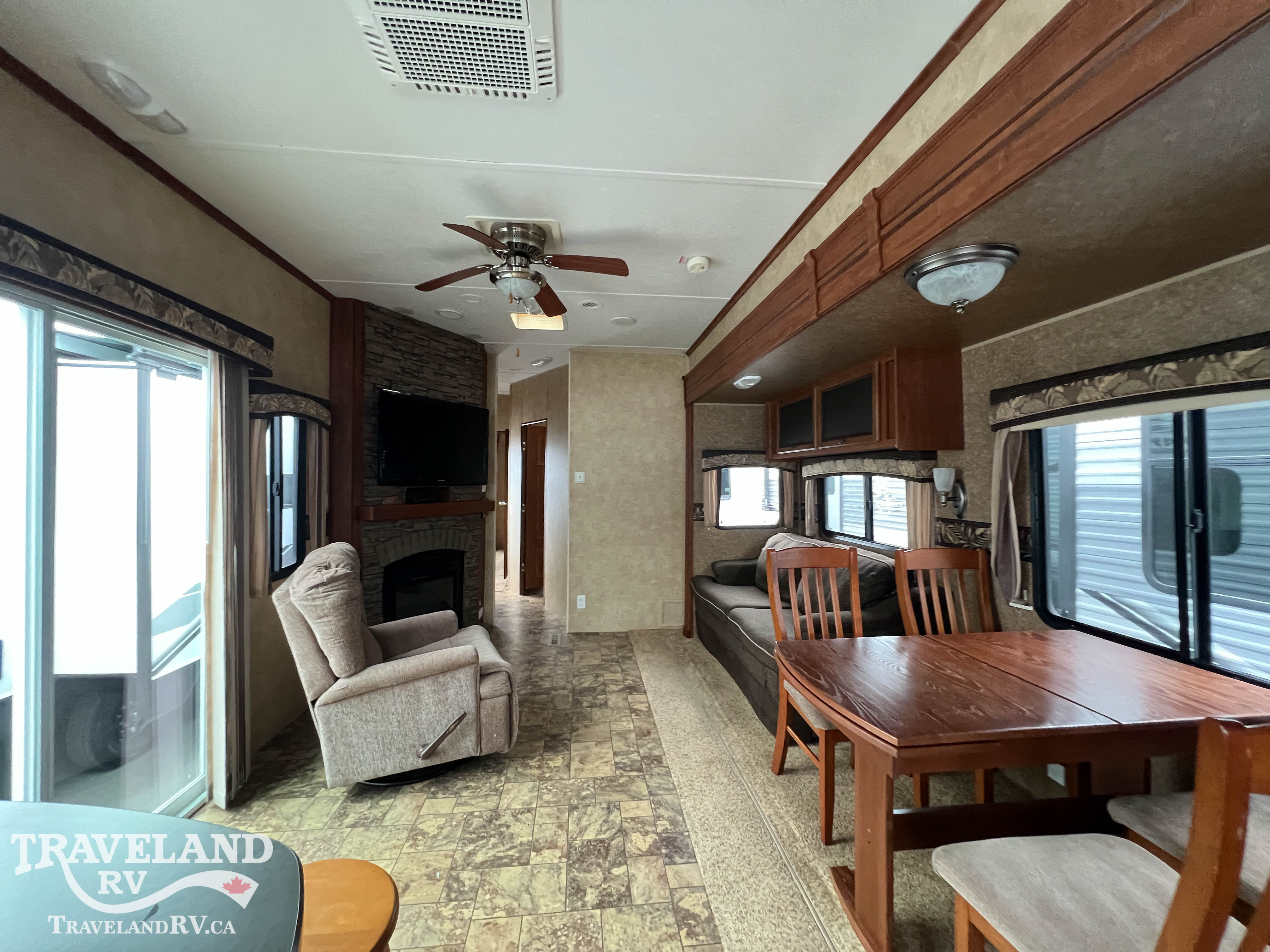 2012 Jayco Jay Flight Bungalow 40 FKS - Image 12