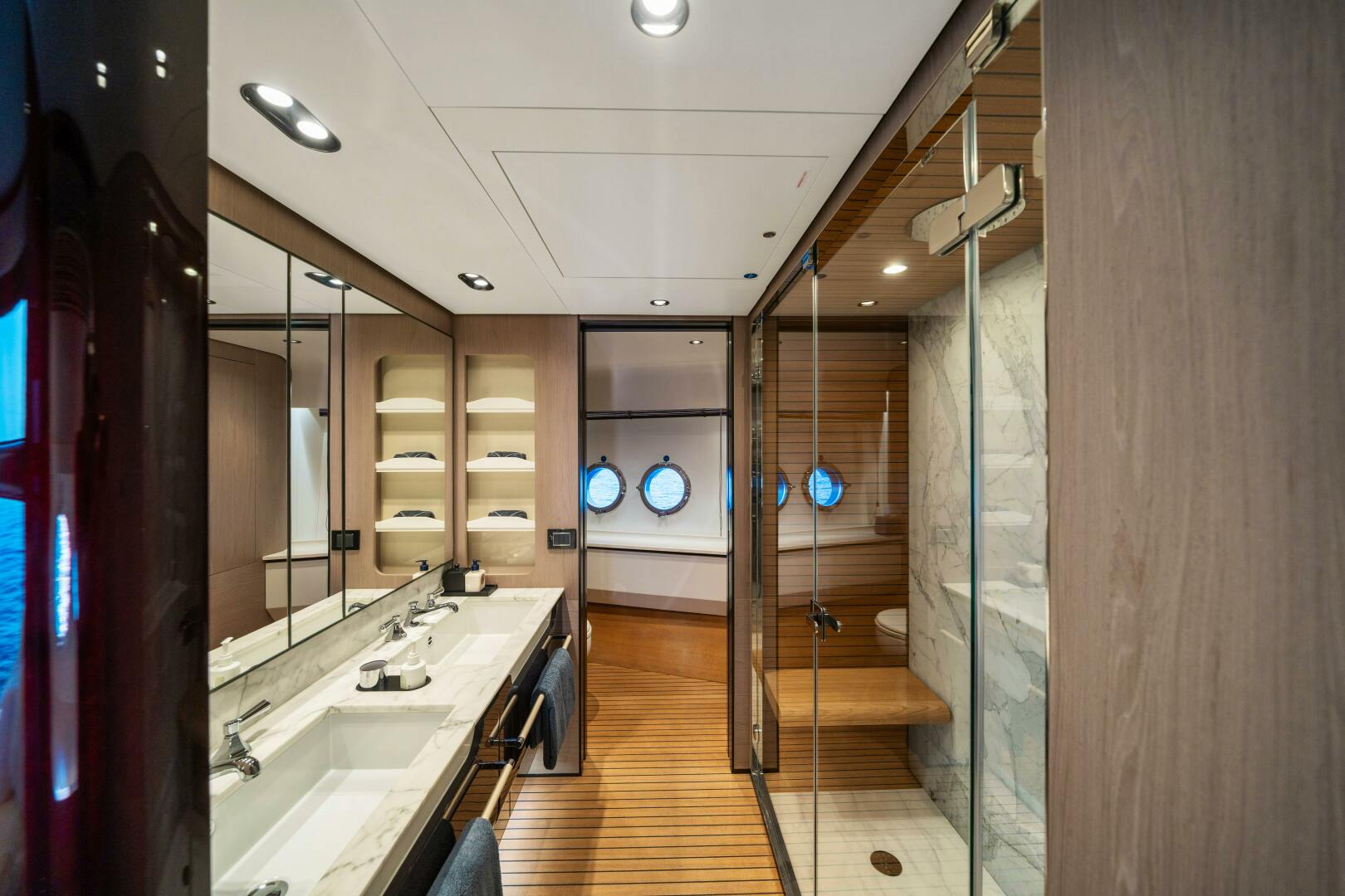 2020 Azimut Grande 27M Base - Image 31