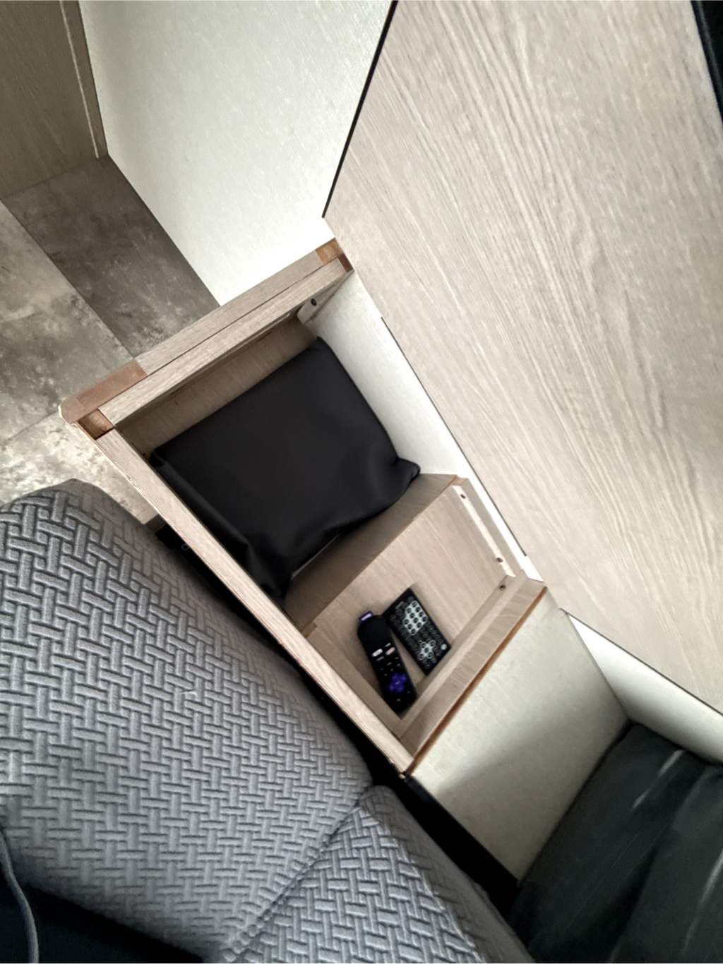 2023 COACHMEN APEX NANO 186 BH - Image 28