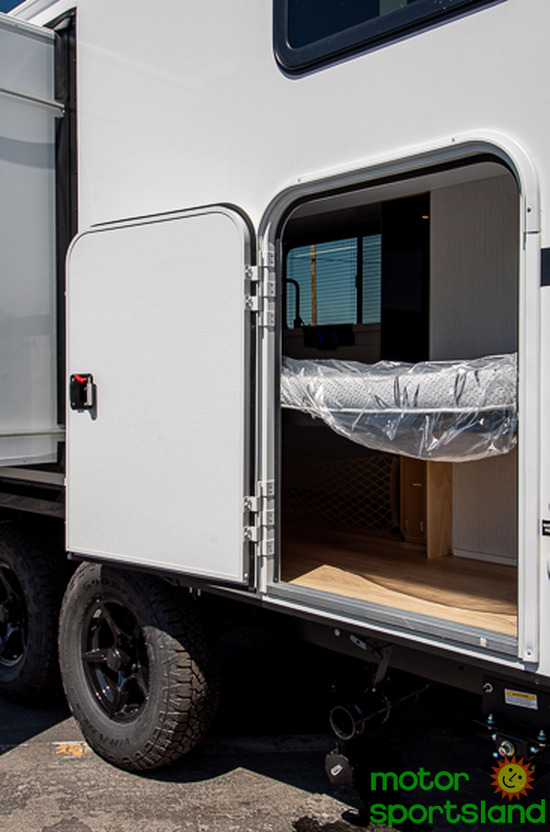 2027 Winnebago Micro Minnie 2200Fbh - Image 14