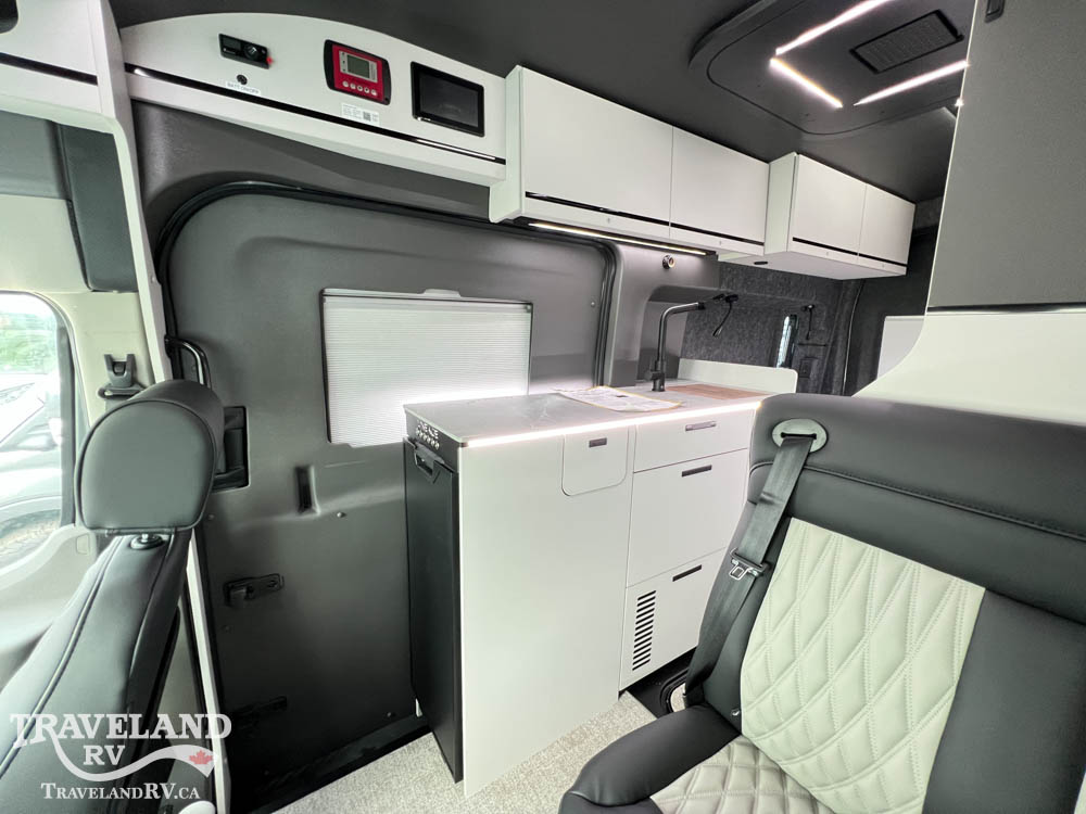 2027 Grand Design Lineage Series VT LVT1 - Image 20