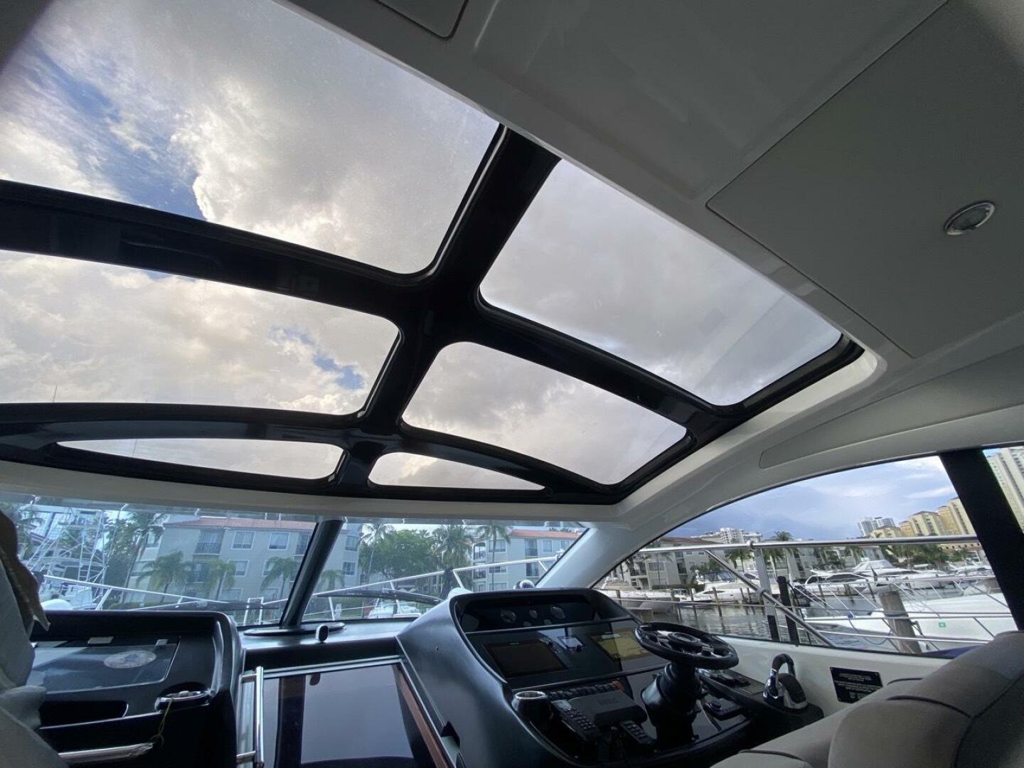 2014 Sunseeker 48 Portofino XPS - Image 12