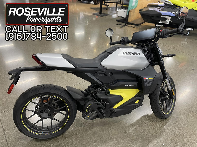 2025 Can-Am® Pulse '73 - Image 3